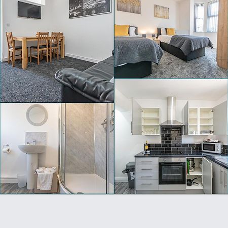 Wellfield Serviced Accommodation วอร์ริงตัน ภายนอก รูปภาพ