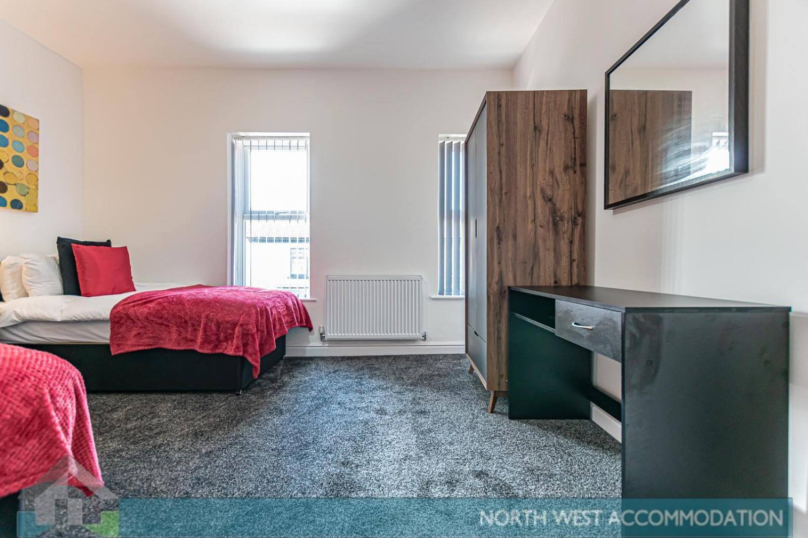 Wellfield Serviced Accommodation วอร์ริงตัน ภายนอก รูปภาพ